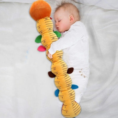 chenille-en-peluche-compagnon-sommeil-pour-bébé