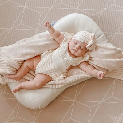 cocon-bebe-blanc-cassé-nid-douillet