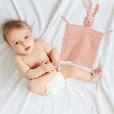 doudou-lapin-rose-ouvert-mousseline