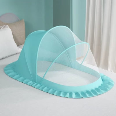 moustiquaire-lit-bébé-bleu-pour-garçon