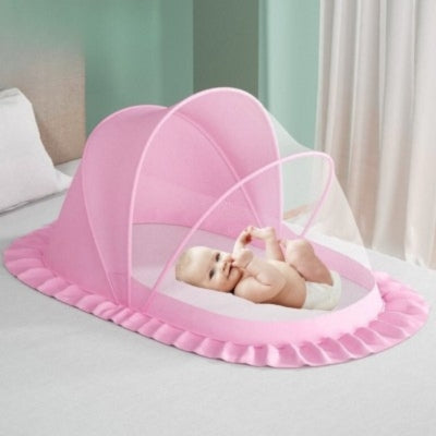 moustiquaire-lit-bebe-rose-confortable