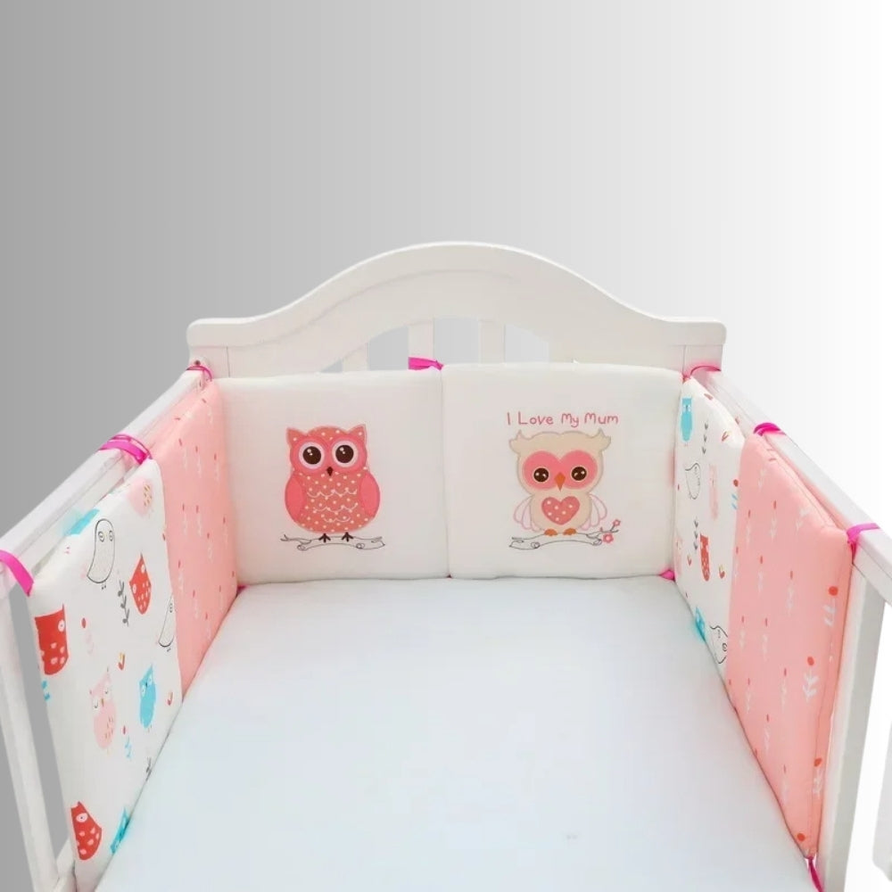 tour-de-lit-bébé-motif-hibou-blanc-rose-coussinets