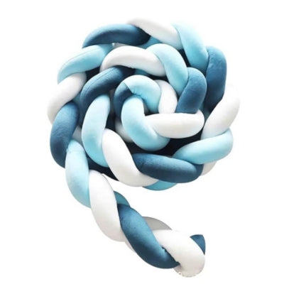 tour-de-lit-tresse-blanc-bleu-chambre-garçon