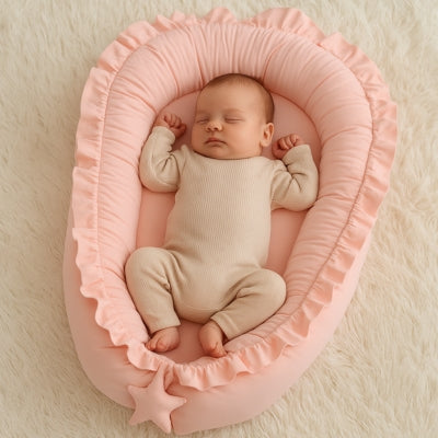 Nid-bébé-rose-des-naissance