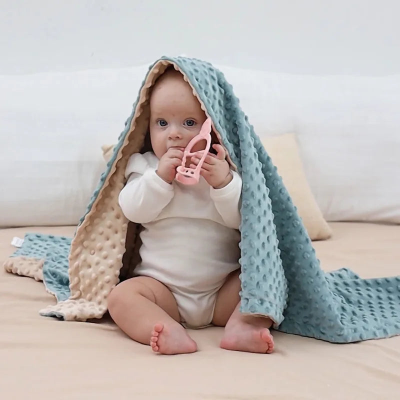 couverture-bébé-bleu-beige-pour-garçon