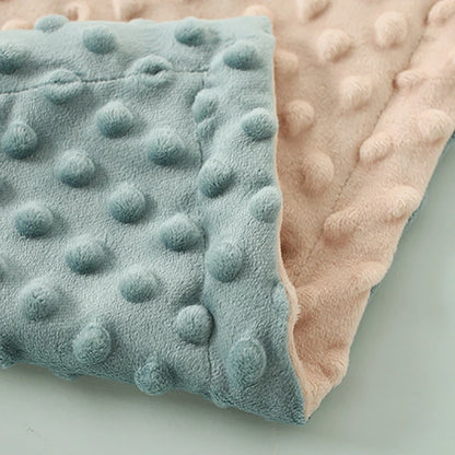 couverture-bebe-douce-hypoallergique