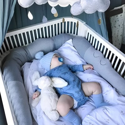 tour-de-lit-crocodile-gris-sommeil-bebe-securise